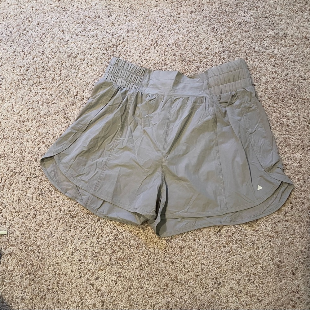 Balance Athletica/ Vitality - Breeze Short size XLarge